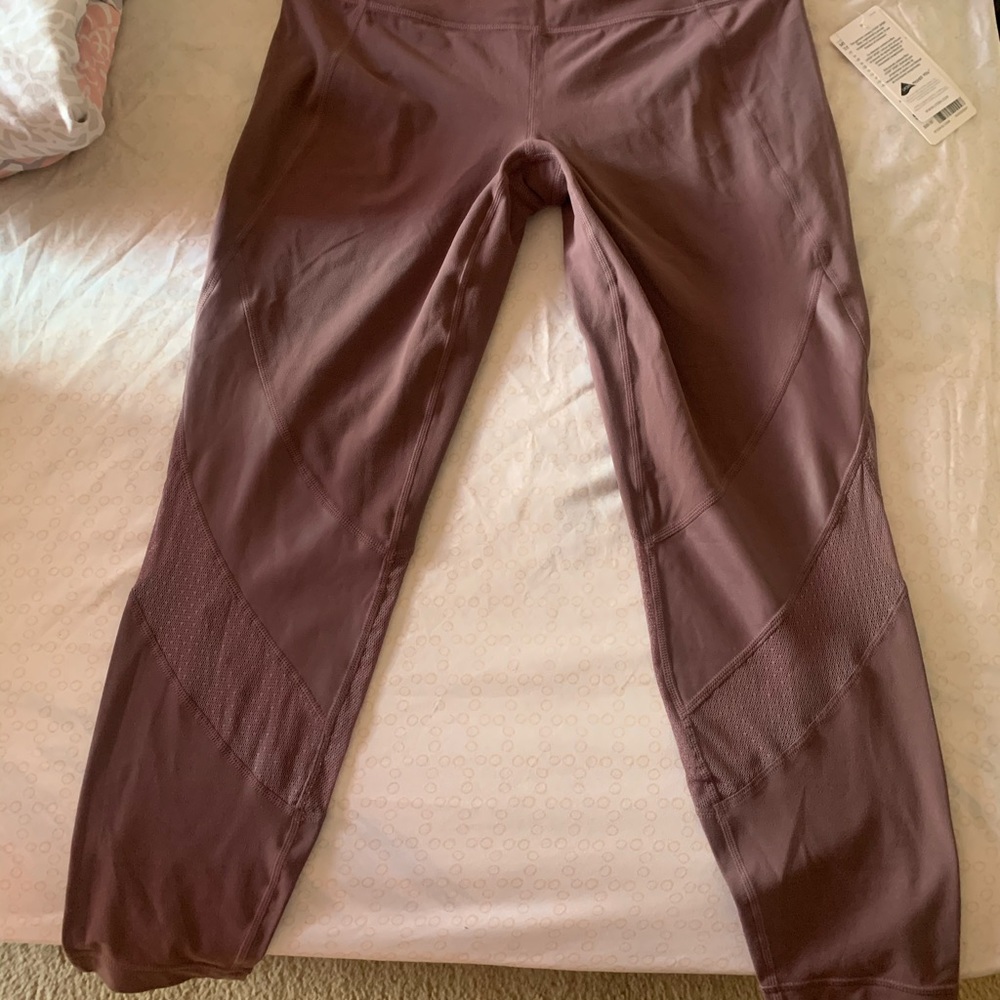 NEW! athleta mesh plum ankle length leggings